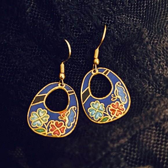 Vintage 70βs CloisonnΓ© Earrings - French Hook - 2 inches- Gorgeous Condition - Picture 2 of 3